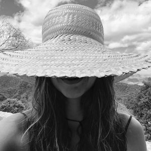 Meet your Posher, Renata